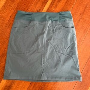 Women’s Mountain Hardwear Skirt